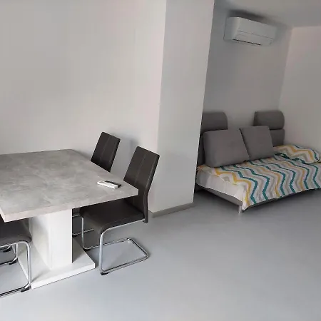 Apartma Rene Izola